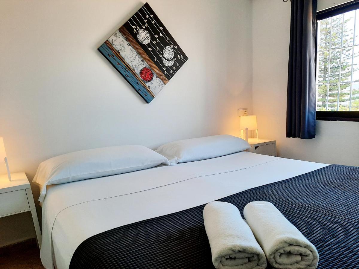 Hostal Costa อิบิซาทาวน์ ภายนอก รูปภาพ