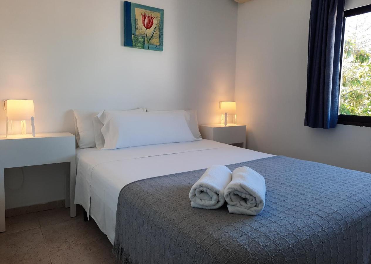 Hostal Costa อิบิซาทาวน์ ภายนอก รูปภาพ