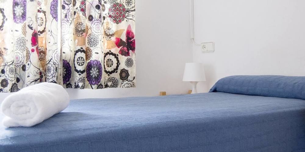 Hostal Costa อิบิซาทาวน์ ภายนอก รูปภาพ
