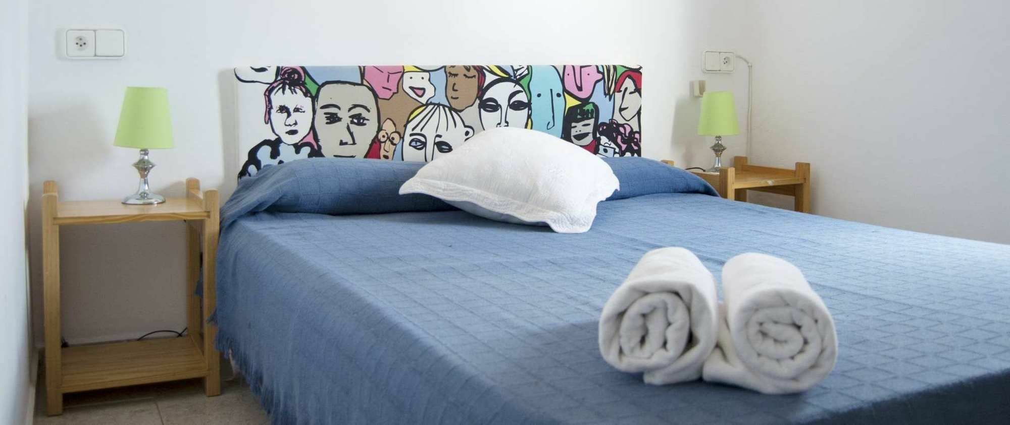 Hostal Costa อิบิซาทาวน์ ภายนอก รูปภาพ